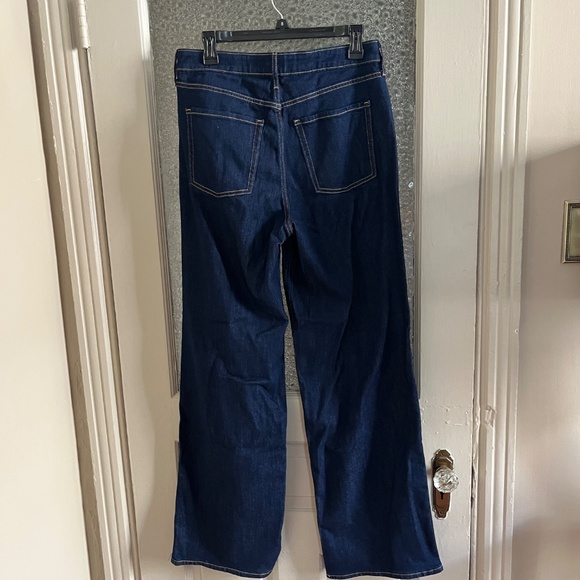 Old Navy High-Waisted Wow Wide-Leg Jeans - Picture 4 of 5